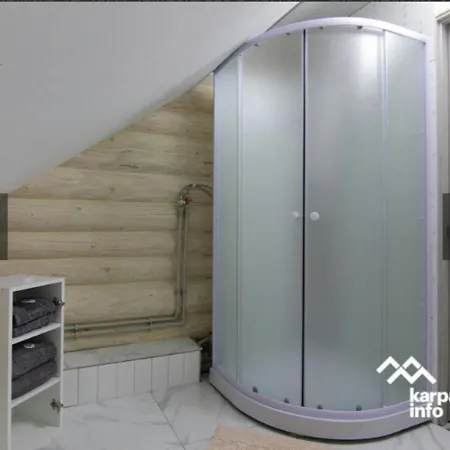 шепіт лісу Apartamento Lazeshchyna